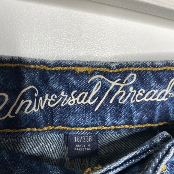 NWT high Rise Straight Universal Threads - Picture 12 of 15